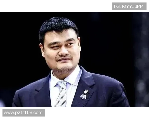 姚明从篮球新星到国际巨星的传奇人生与奋斗历程概述