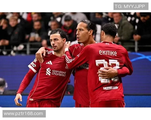 白羊座足球明星盘点:他们在绿茵场上的精彩表现与成就 白羊座足球明星盘点:他们在绿茵场上的精彩表现与成就