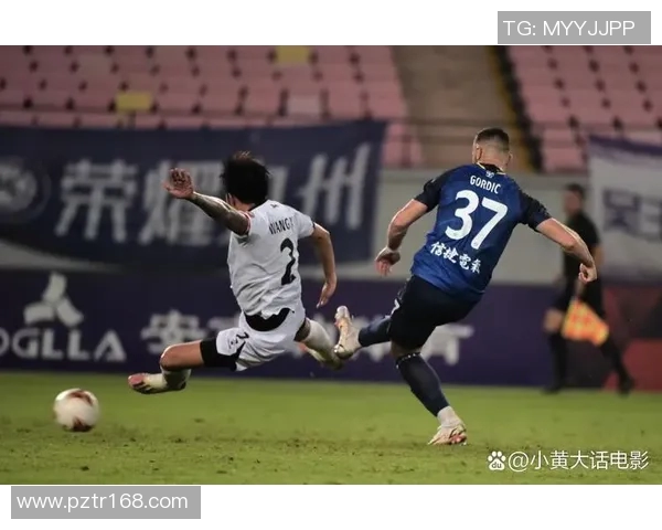 绰号水怪的足球明星如何在绿茵场上展现非凡才华与魅力